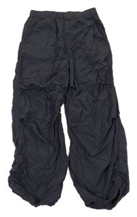 Antracitové šušťákové nohavice H&M