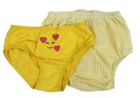 2x žluté kalhotky - so srdíčky / kockované pod šaty