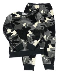 Army plyšové pyžamo F&F