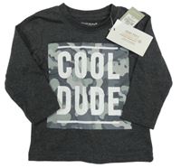 Nové - Antracitové melírované tričko s army potlačou a nápisom Primark