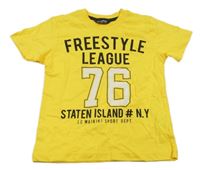 Žlté tričko s nápismi a číslom LC Waikiki