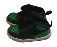 Černo-zelené kotníkové botasky Air Jordan vel.23