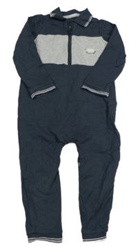 Tmavošedo-šedý overal s límečkem a medvědem George