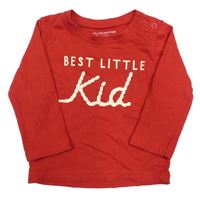 Červené triko s nápisem Primark 