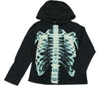 Černé triko s kostrou a kapucí George