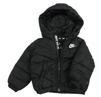 Čierna šušťáková zimná bunda s kapucňou Nike