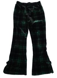 Čierno-zeleno-červené kockované zamatové flare nohavice