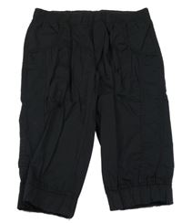 Čierne plátenné capri nohavice s úpletovým pasom Page One Young