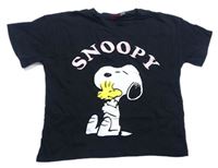 Čierne tričko so Snoopym