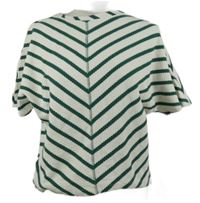 Dámské zeleno-bílé vzorované úpletové tričko River Island 