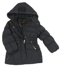 Tmavošedý prošívaný šusťákový zimní kabát s kapucí C&A