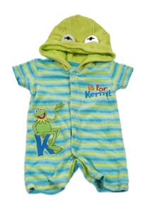 Světlemodro-modro-limetkový pruhovaný zamatový kraťasový overal s Kermitem a kapucňou zn.