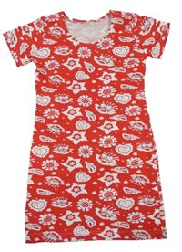 Červené šaty s kvety s mušličkami a srdiečkami