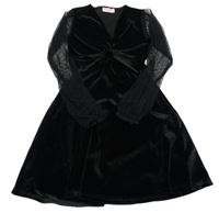 Černé sametové šaty s tylovými rukávy Lipsy London