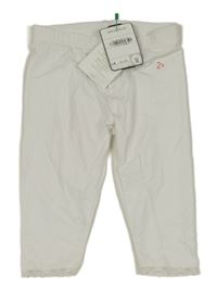 Nové - Biele capri legíny s čipkou C&A