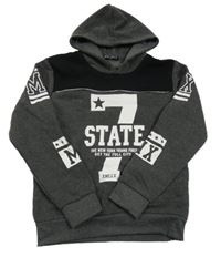 Šedo-černá mikina s nápisem a kapucí