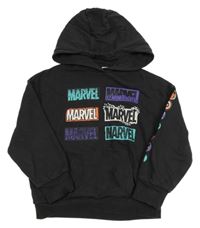 Čierna mikina s Marvel a kapucňou Marvel