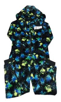 Nové - Černo-modro-žluto-zelená plyšová kombinéza s fleky a kapucí F&F