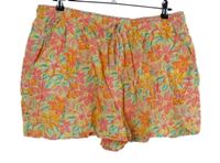 Dámske farebné kvetované voľné é kraťasy Primark