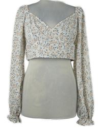 Dámska biela kvietkovana crop blúzka