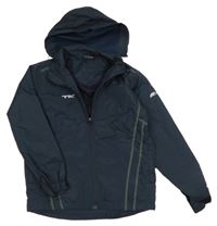 Tmavomodrá šušťáková športová bunda s písmeny a kapucňou