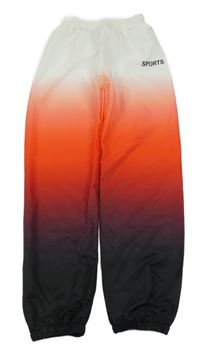 Bielo-červeno-čierne ombré cuff šušťákové športové nohavice s nápisom