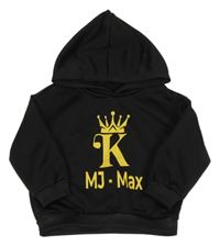 Čierna mikina s písmenem a kapucňou