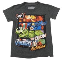 Sivé tričko s Avengers