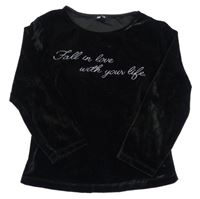 Čierne zamatové crop tričko s nápisom