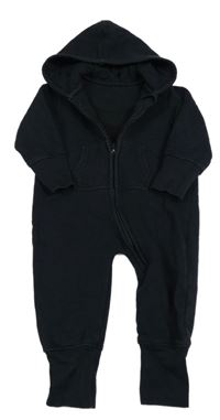 Černá tepláková kombinéza s nápisy a srdíčkem a kapucí 