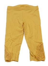 Okrové capri legíny s čipkou C&A