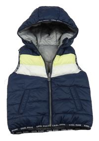 Tmavomodro-bielo-žltá šušťáková zateplená obojstranná vesta s kapucňou C&A