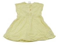 Světložluté kvetované šaty