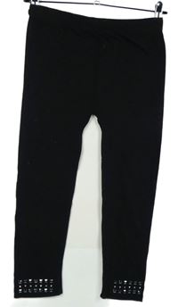 Dámské černé bezešvé capri legíny s cvočky 
