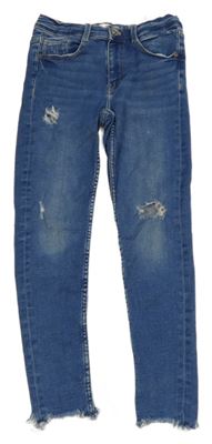 Modré roztřepené rifle s dírami Zara