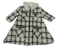 Smetanovo-čierno-zlatý kockovaný vzorovaný podšitý kabát s kamienkami a retiazkou a kožušinovým golierikom BLUE BERi