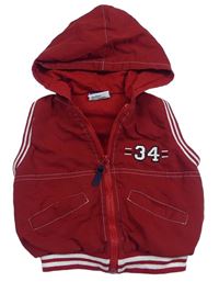 Červená šusťáková lehká zateplená vesta s číslem a kapucí Topolino