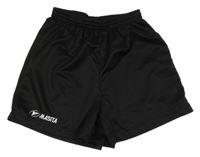 Černé sportovní kraťasy s nápisem 