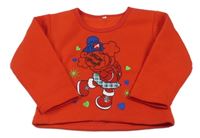 Červená mikina s obrázkom