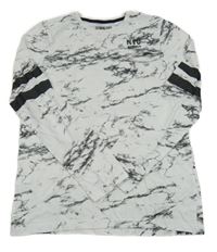 Bílo-černé vzorované triko s nápisem C&A