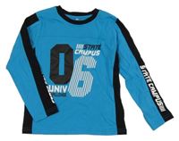 Modro-černé triko s číslem a nápisem