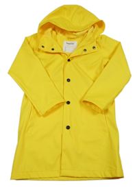 Žltý nepromokavý kabát s kapucňou lupilu