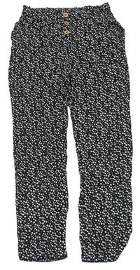 Čierne kvetované ľahké nohavice Primark