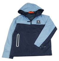 Světlemodro-tmavomodrá šusťáková jarní bunda s výšivkou a kapucí 