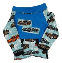 Modrá mikina s autami