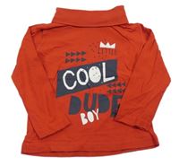 Červený rolák s nápisom Lupilu