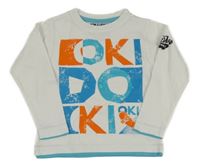 Bílé triko s nápisem Oki-Doki 