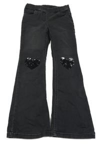 Černé flare džegíny se srdíčky z flitrů C&A
