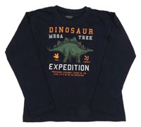 Tmavomodré triko s dinosaurem a nápisem