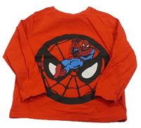 Červené triko se Spideramanem George